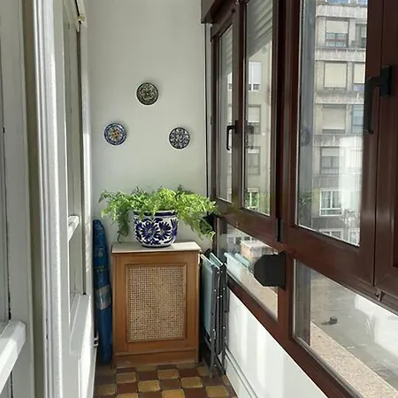 Elegante Con Vistas Al Puerto