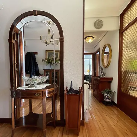 Elegante Con Vistas Al Puerto Apartment